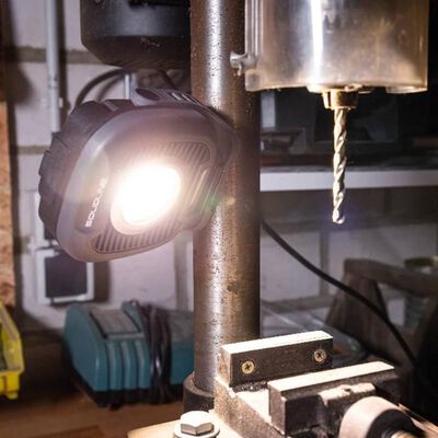 SOLIDLINE Akumulatorowa lampa robocza SAL2R, 1500 Lm