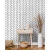 DUTCH WALLCOVERINGS Tapeta Chevron, czarno-biała