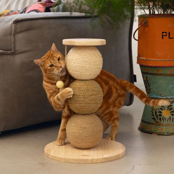 Designed by Lotte Drapak z kulami Elio, 34x47,5 cm, drewniany