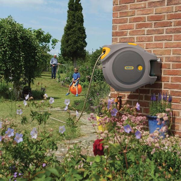 Hozelock Bęben na wąż ogrodowy Auto Reel, z wężem 40 m, ścienny