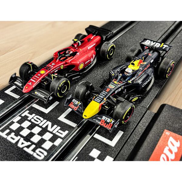 Carrera Go!!! Tor wyścigowy z samochodami Race To Victory, 4,3 m