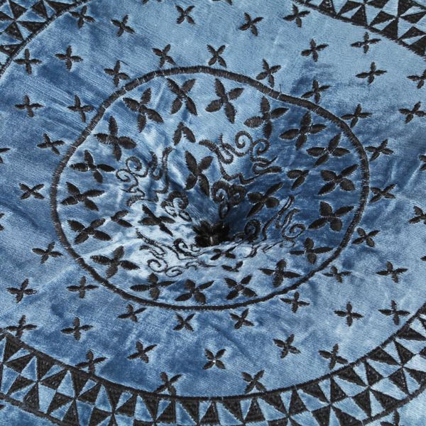 vidaXL Puf, okrągły, aksamit z haftem, 60x25 cm, niebieski