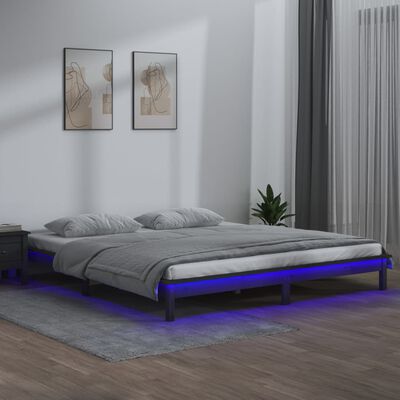 vidaXL Rama łóżka z LED, szara, 140x190 cm, lite drewno